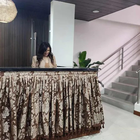 Serene Summer Close Proximity To Araneta Centre